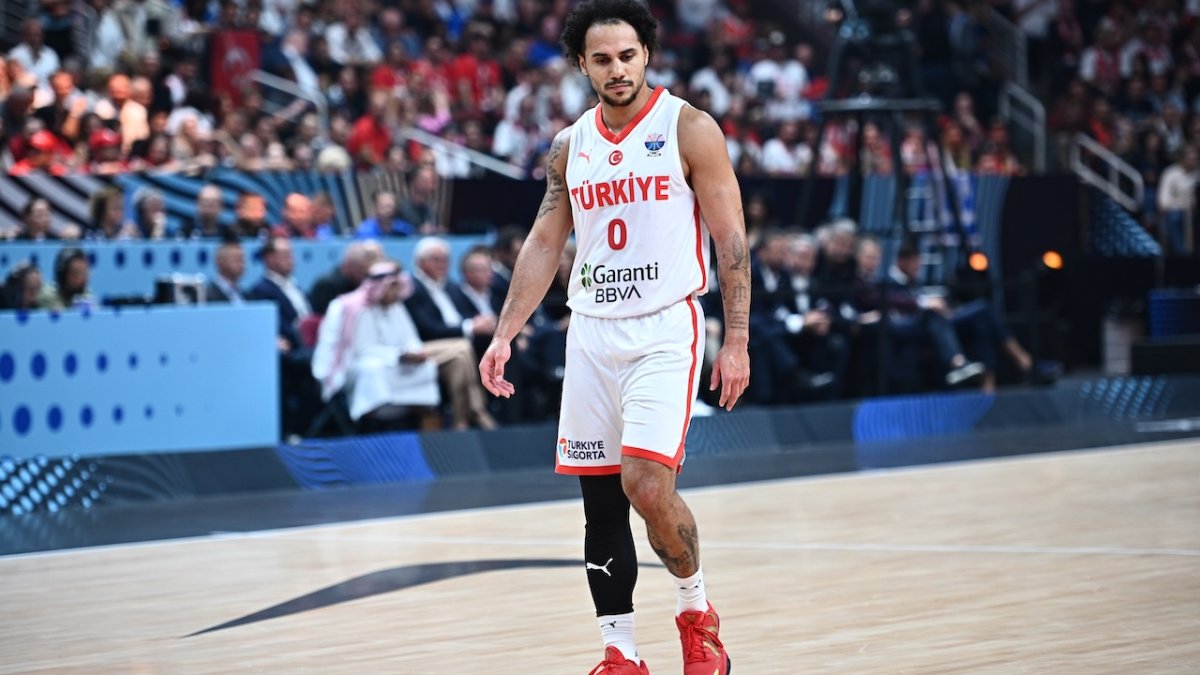 Shane Larkin sosyal medyasından açıkladı! A Milli Basketbol Takımı'na veda etti: Sonsuza dek sizden biri olacağım...