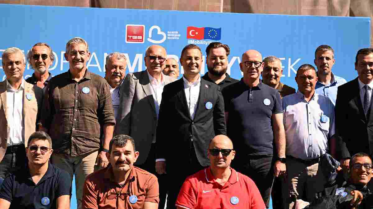 Balıkesir, ulaşımda Türkiye’ye örnek olacak