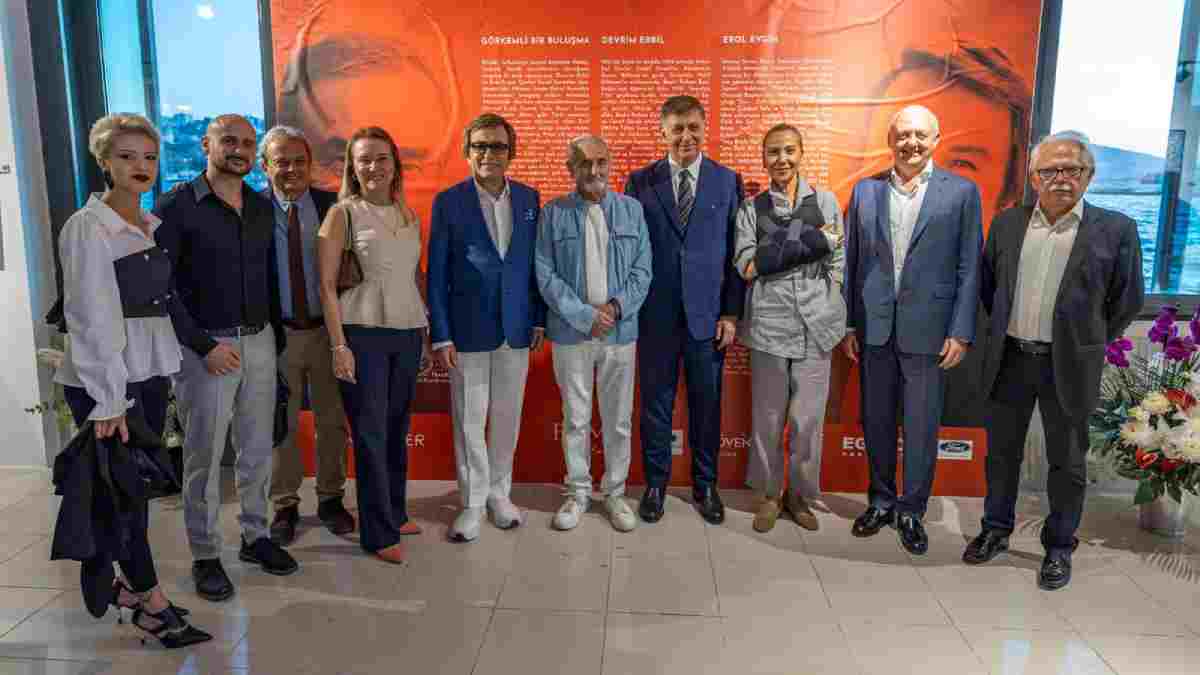 İki dev sanatçı Devrim Erbil ile Erol Evgin “Yan Yana”