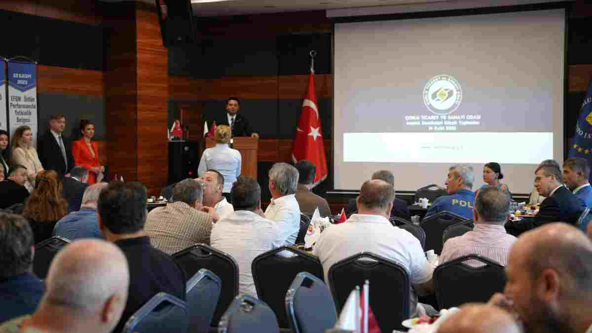 Başkan Sarıkurt Çorlu TSO Meslek Komiteleri Toplantısı'na katıldı