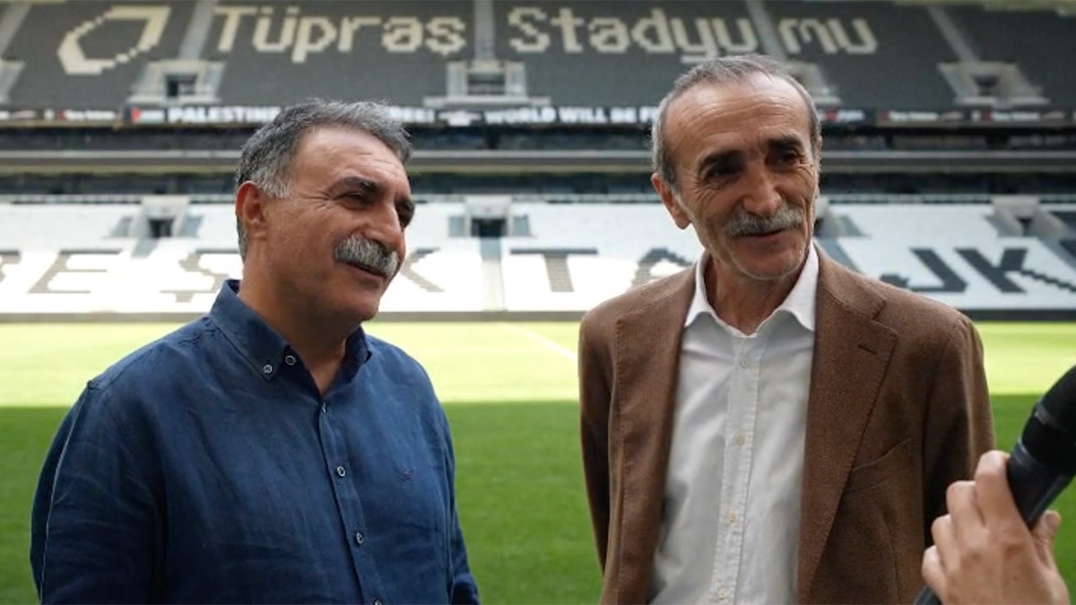 Türkülerin iki büyük ustasından stadyum konseri