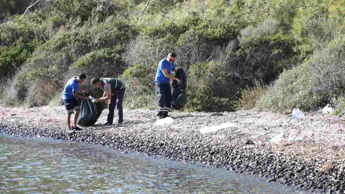 Büyükşehirden araçsız koylara denizden müdahale