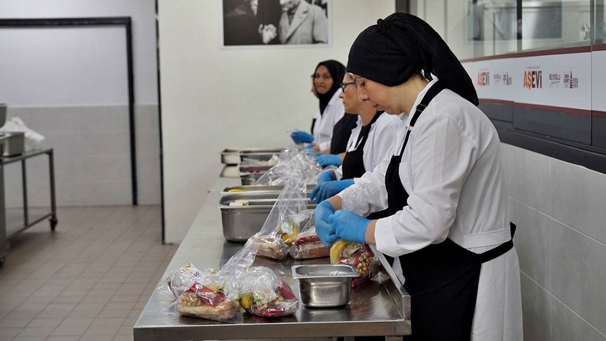 Alkışlanacak proje: İlçedeki 3 bin öğrenciye beslenme desteği!