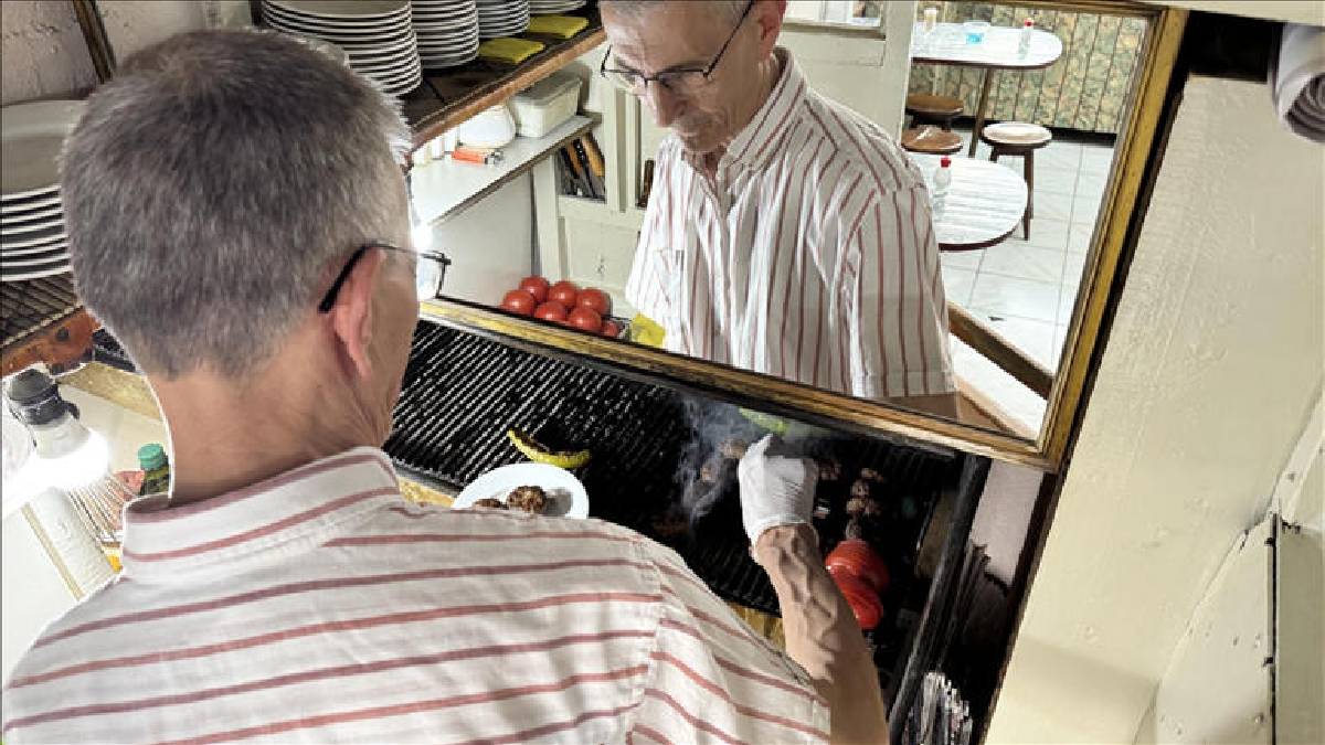 Biri 70 biri 60 yaşında! İki kardeş baba mirasına sahip çıkıyor: Yaşları onlara engel olmuyor