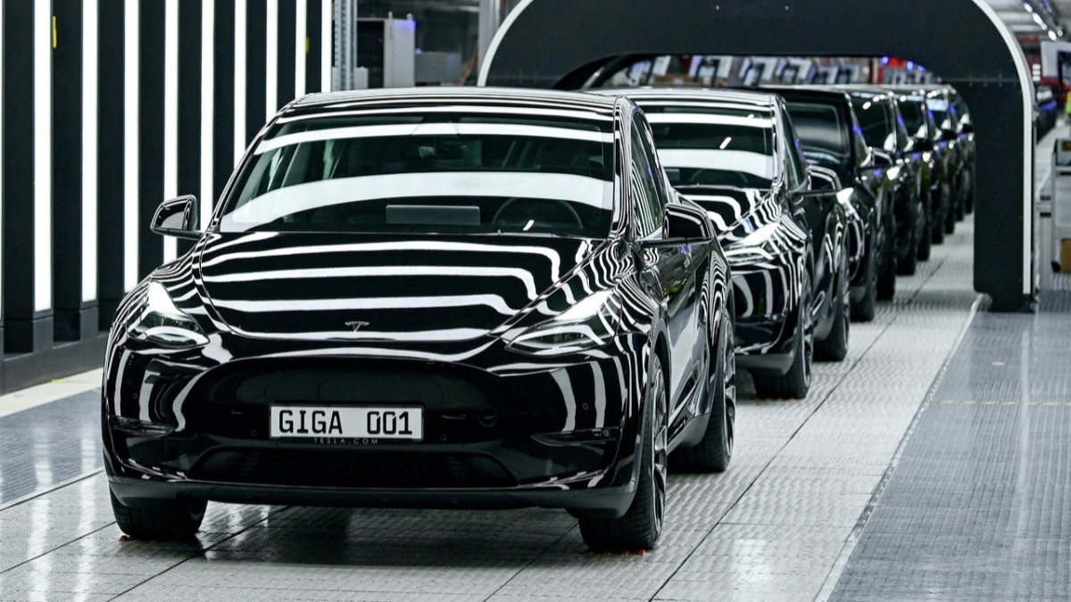 Elektrikli araç sektöründe devrim niteliğinde gelişme: Tek şarjla 725 km menzil!