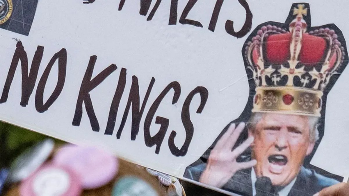 Trump karşıtı yayın yapan kanalların lisansları hedefte