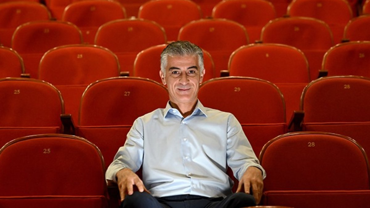 Devlet Tiyatroları 1 Ekim’de komedi oyunlarıyla sezona başlayacak