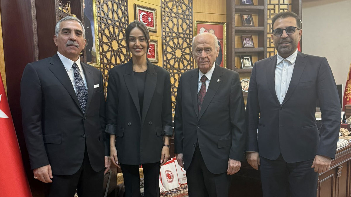 Bahçeli 'Alevi Açılımı'nı Elif Buse Doğan'la başlatacak