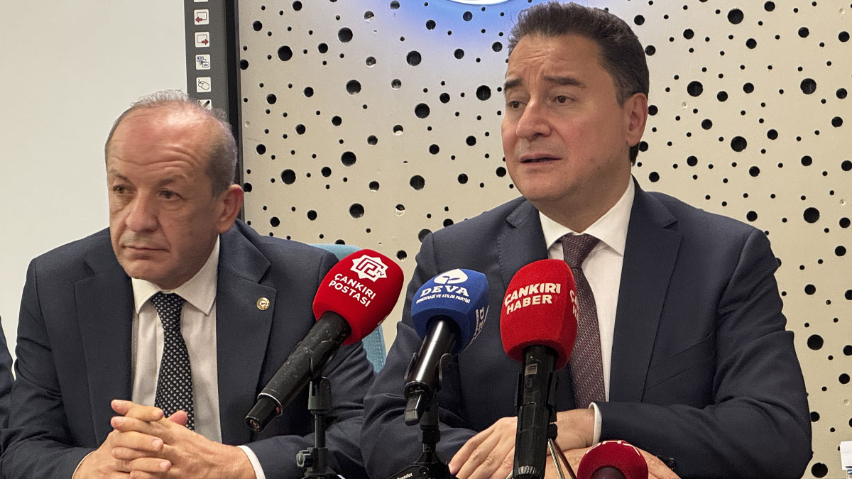 Babacan: Terör sorunu çözülecekse yüzde 5 ihtimali bile destekleriz