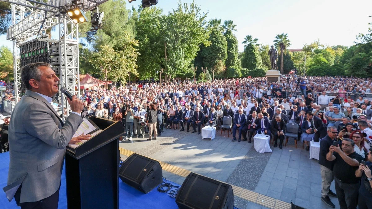 Özel, Erdoğan- Jr.Trump iddiasını sürdürüyor: Beyaz Saray’da görüşme karşılığında 300 boeing sözü verdi
