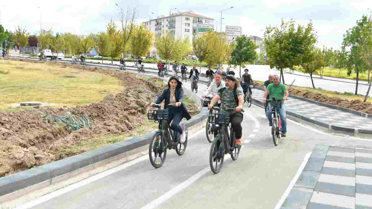 Başkent’te “hareketlilik” devam ediyor