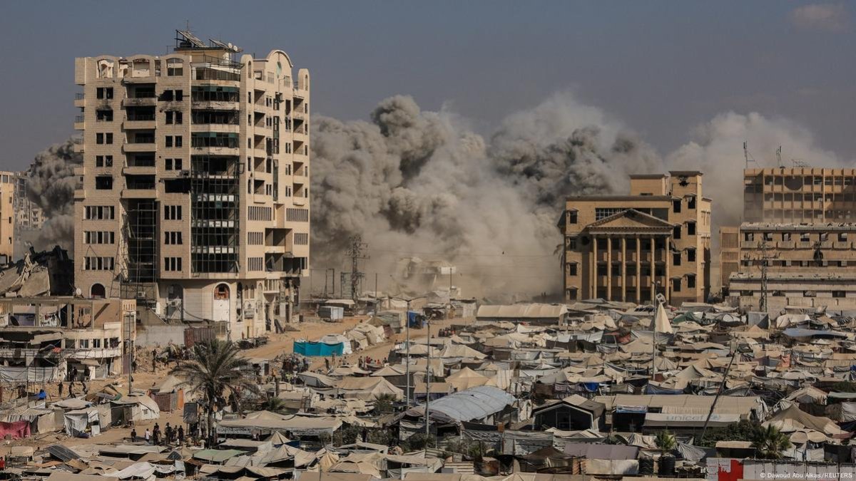 Gazze'de can kaybı 65 bin 208'e yükseldi