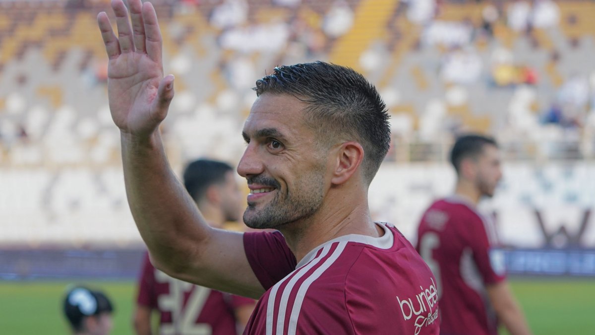 Fenerbahçe'nin eski yıldızı Dusan Tadic yeni takımı Al Wahda'da parlıyor