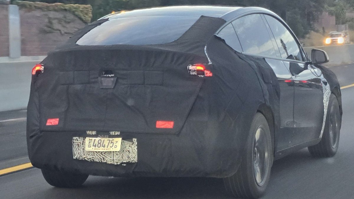 Tesla'nın ucuz Model Y'si yolda: İşte fiyatı ve şaşırtan kesintileri