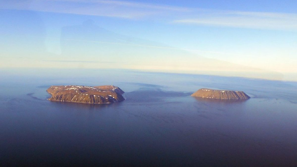 Dün ve Yarın Adaları: Aralarında 1 saatlik mesafe var ama 20 saat zaman farkı var! Dünyanın en ilginç adaları…