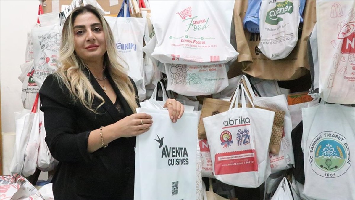 Yozgatlı kadın girişimcinin başarısı! Aylık 3 milyon bez çantayı Avrupa'ya ihraç ediyor