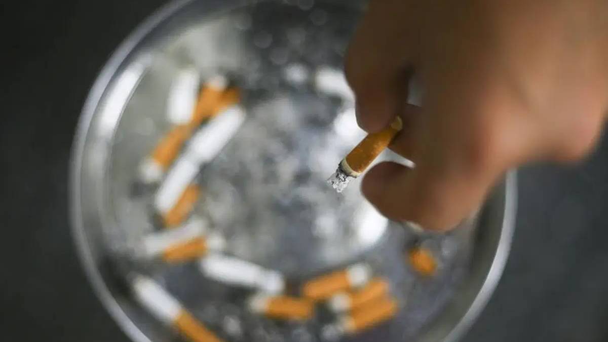 Türkiye'de 15 yaş üstü nüfusun yarısı sigara kullanıyor