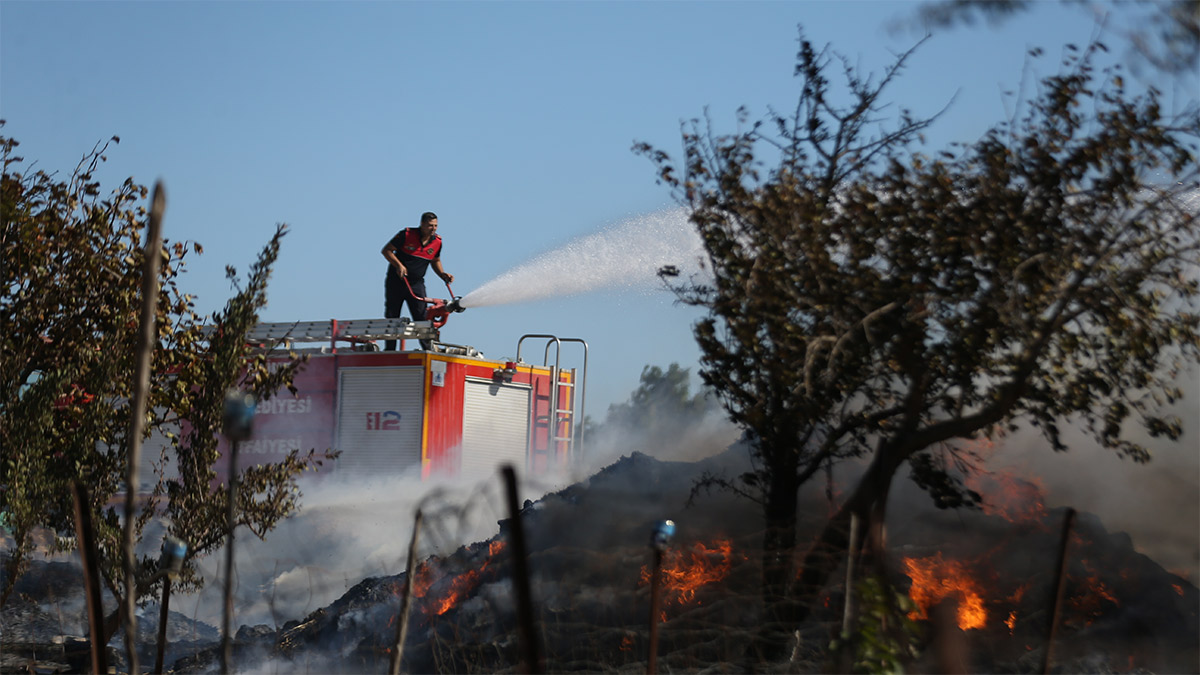 Çanakkale'de orman yangını! Havadan ve karadan müdahale sürüyor