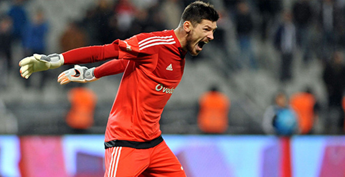 Beşiktaş kaleci Boyko'yu Malaga'ya kiraladı