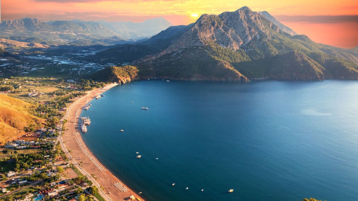 Ağustos’ta Türkiye’ye yaklaşık 7 milyon turist geldi