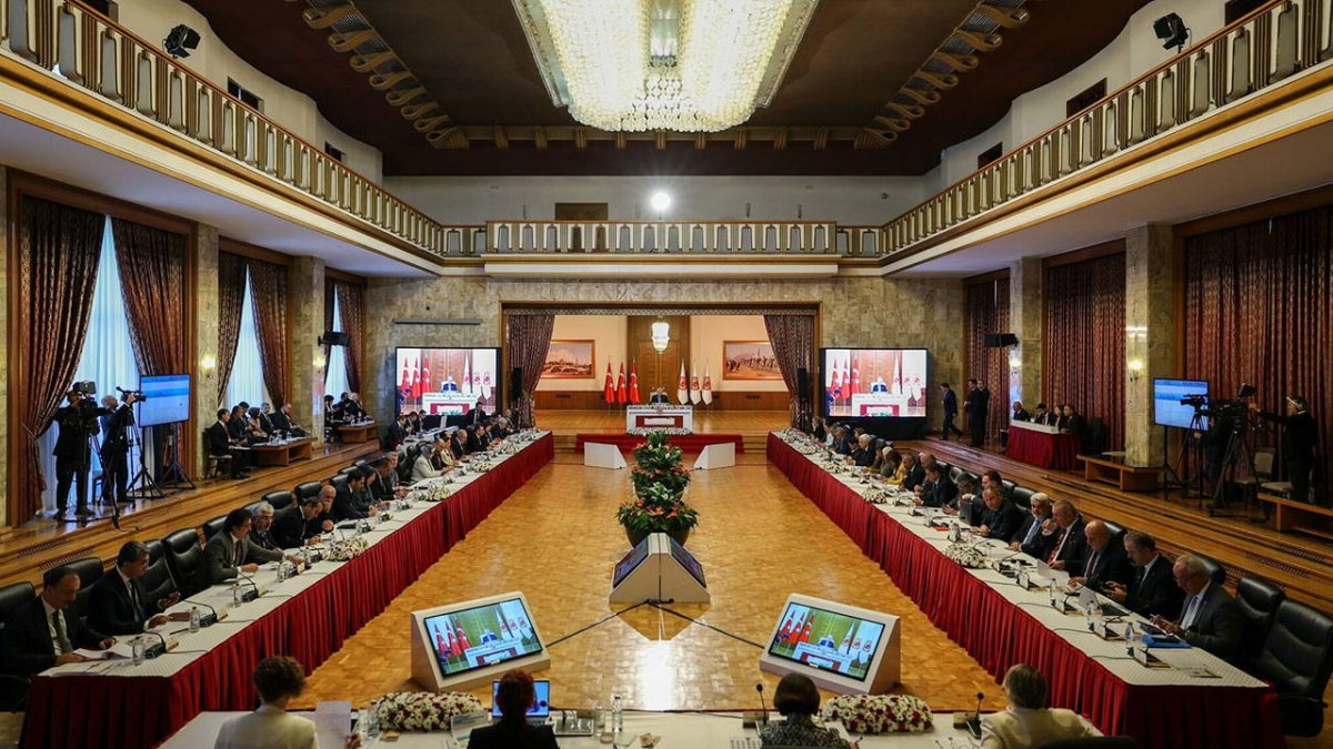 Milli Dayanışma Komisyonu, çarşamba günü toplanıyor