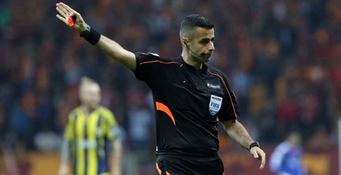 Mete Kalkavan, Hollanda-Yunanistan maçını yönetecek