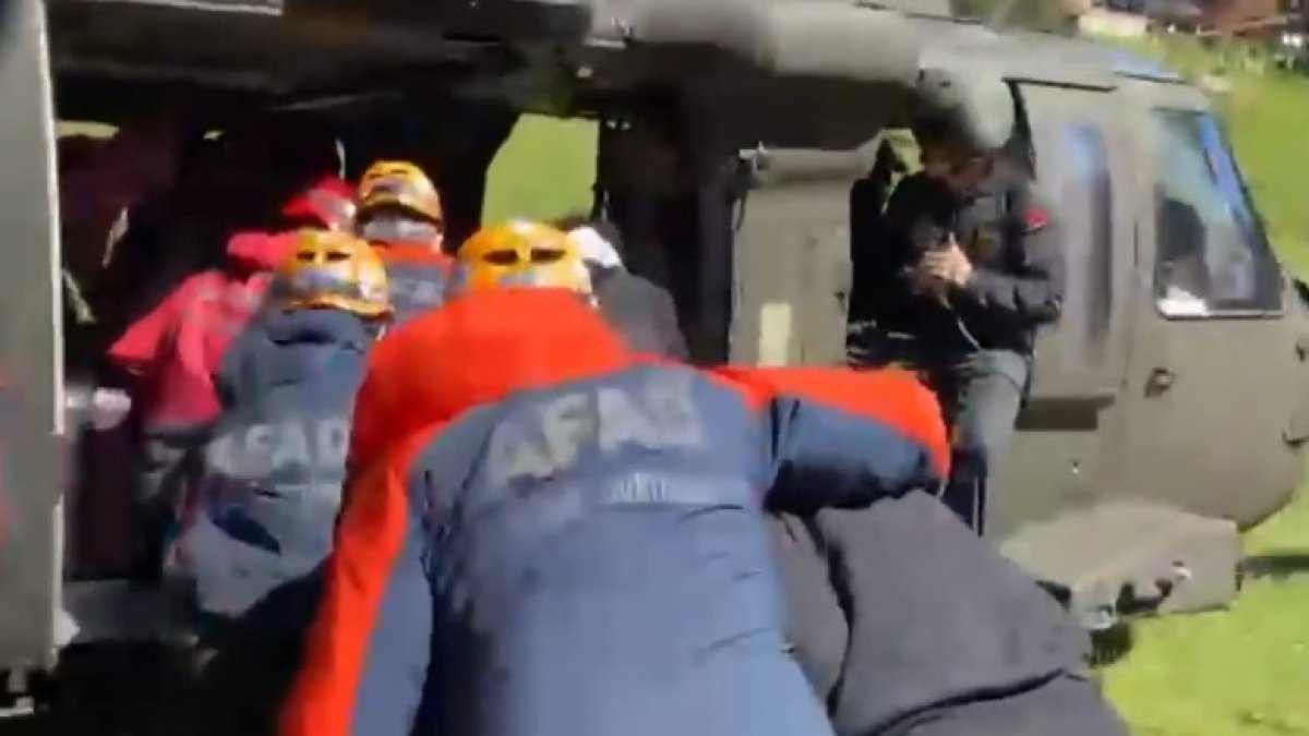 Rize'de kurtarma operasyonu: Ayder Yaylası'ndan 115 kişi tahliye edildi