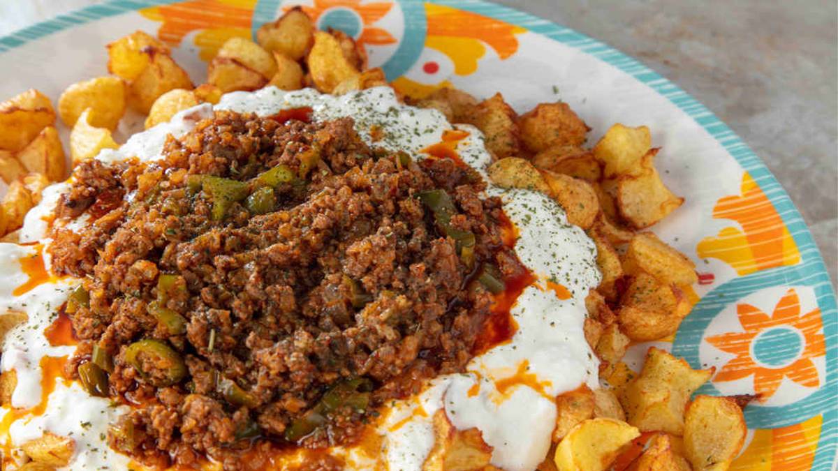 Hamursuz mantı mı olur demeyin! Bu tarif lezzet sınırlarını zorluyor: İşte kıymalı patates mantısı tarifi