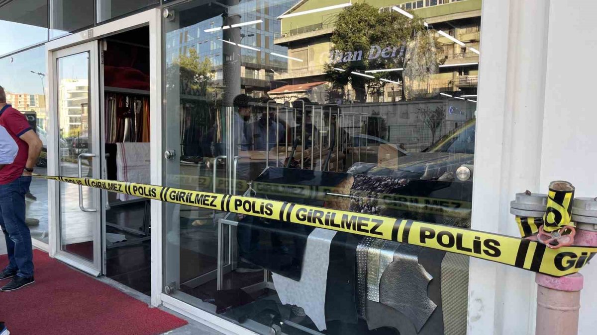 Başakşehir'de kan donduran olay: İş yerinde elleri ve ayaklarını bağlayıp katlettiler