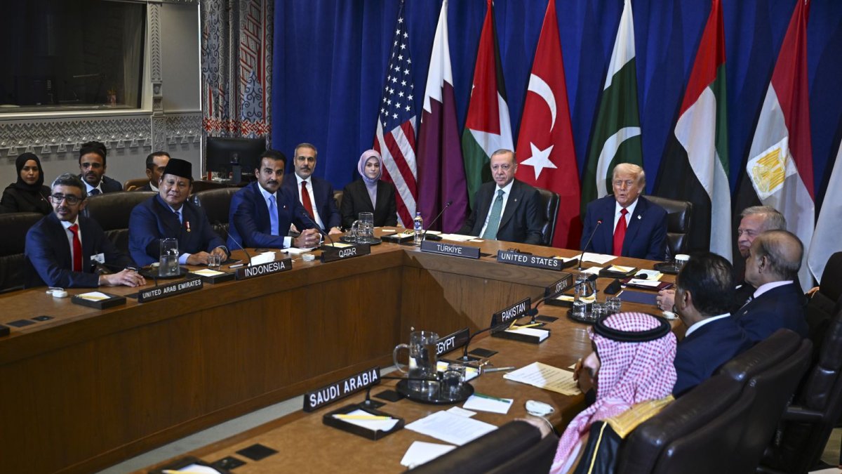 Erdoğan ile Trump Gazze zirvesinde yan yana! Trump: Gazze'deki savaşı bitireceğiz