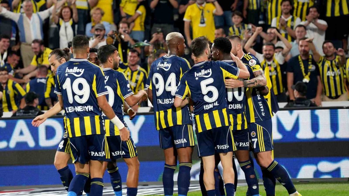 Fenerbahçe'nin Avrupa Ligi heyecanı başlıyor: Sarı-lacivertliler ilk maçında Dinamo Zagreb deplasmanında