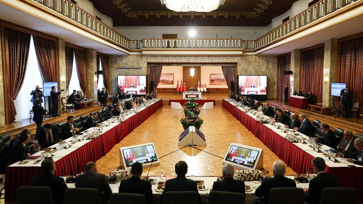 Süreç komisyonunun sonraki toplantısında kimlerin dinleneceği belli oldu