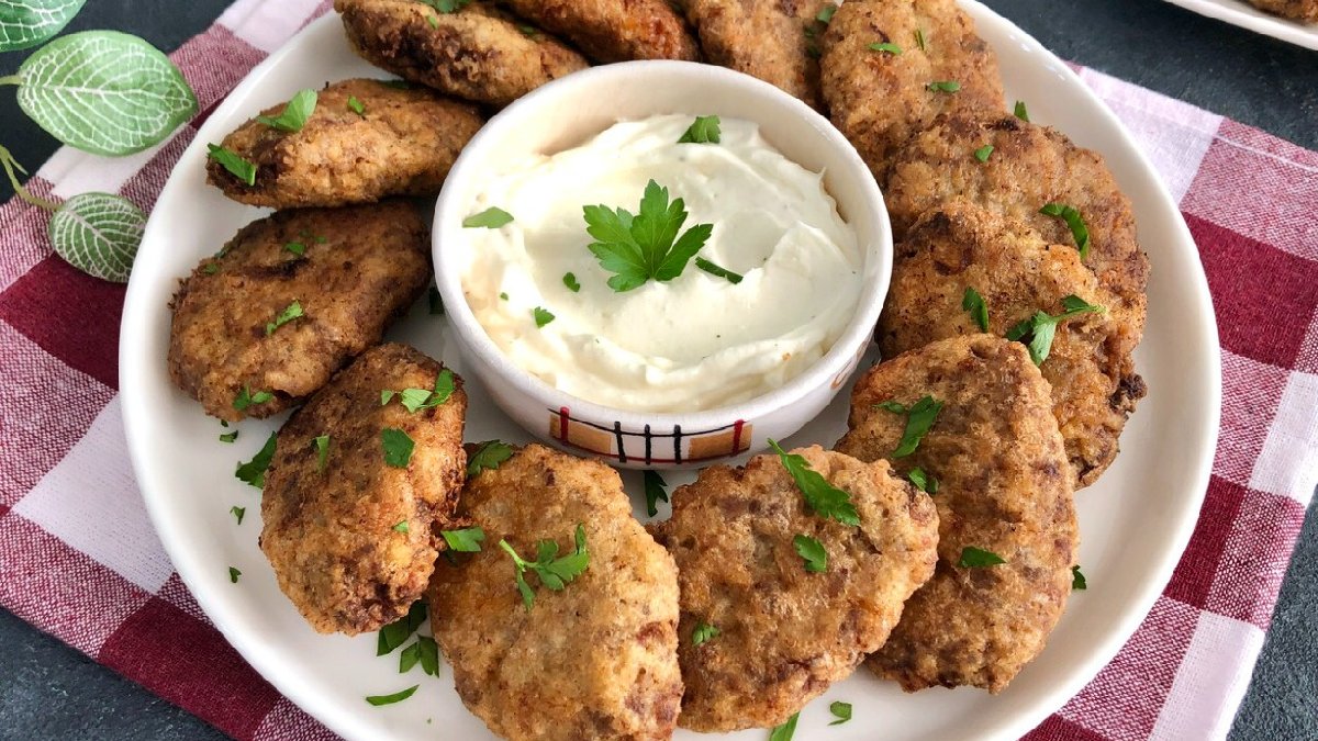 Pilavlar boşa gitmeyecek! Klasiklerden uzaklaşmayın: İşte değerlendirme tarifi kadınbudu köfte tarifi…