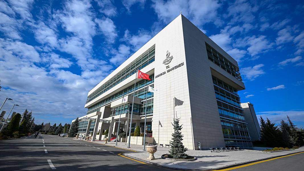 AYM'den hukuk davalarında ezber bozan karar: Bağlayıcılık kuralı kalktı