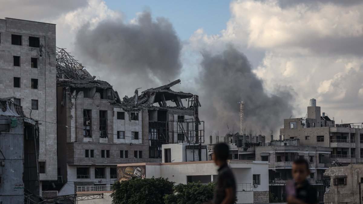 İsrail’den Gazze’ye 170’ten fazla hava saldırısı