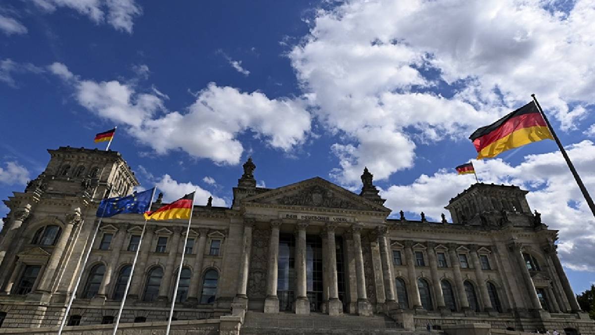 Almanya hükümetinden soru önergesine yanıt: 8 Ağustos'tan itibaren İsrail'e herhangi bir silah satışını onaylamadık