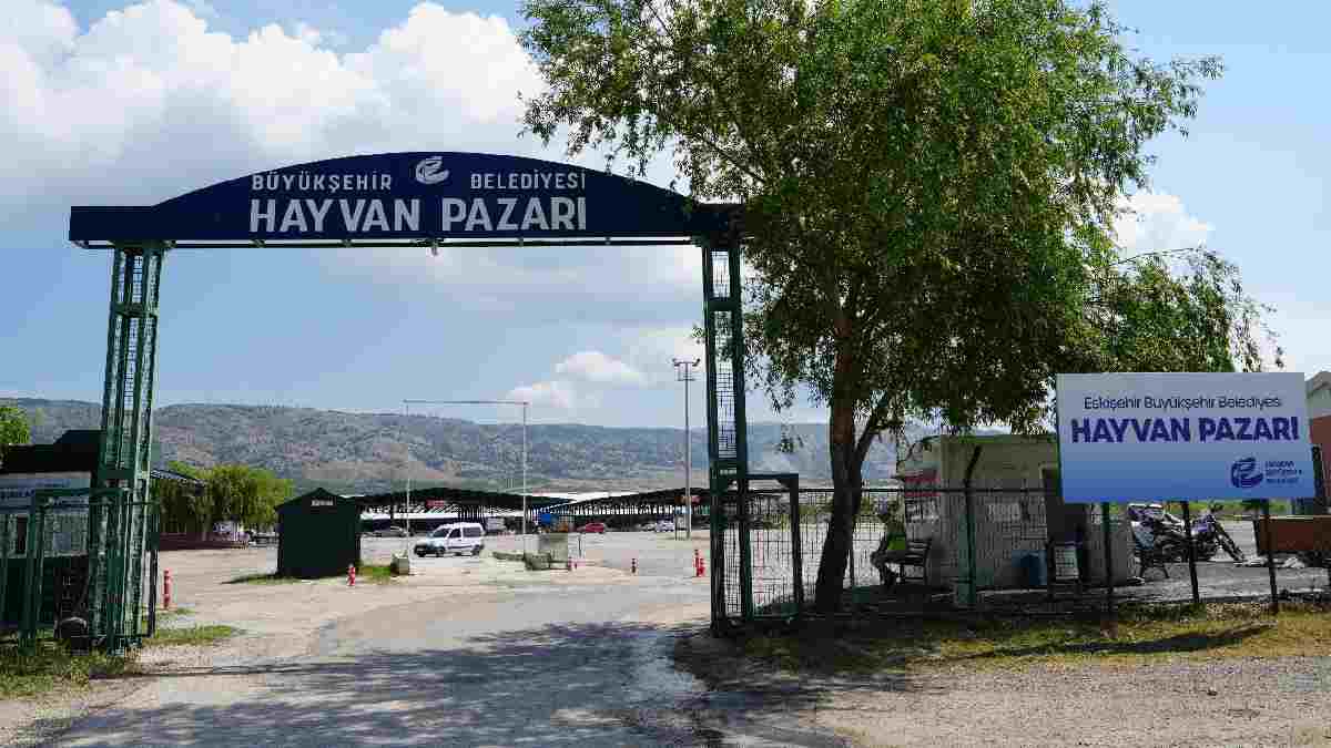 Büyükşehir Hayvan Pazarı geçici olarak kapatıldı