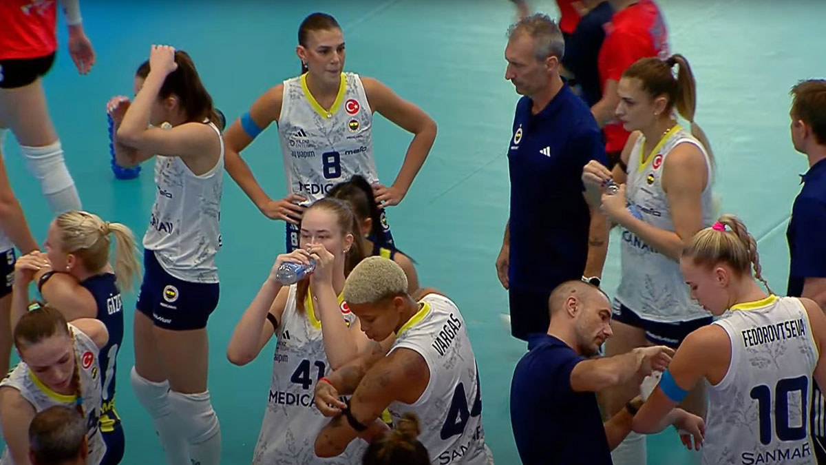 Fenerbahçe - Panionios ve Vakıfbank - Busto Arsizio şifresiz canlı yayın müjdesi!