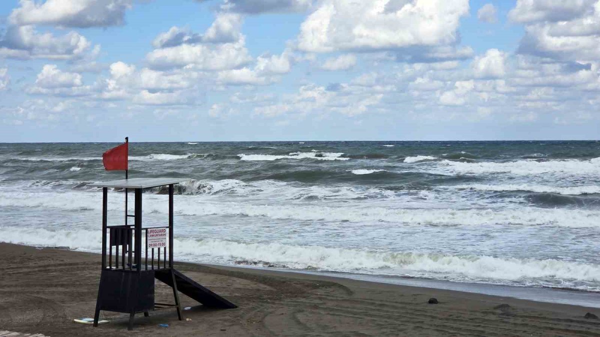 Meteoroloji'den Batı Karadeniz için "fırtına" alarmı: Cuma öğleden sonra başlayacak, saatte 75 km hıza ulaşacak!