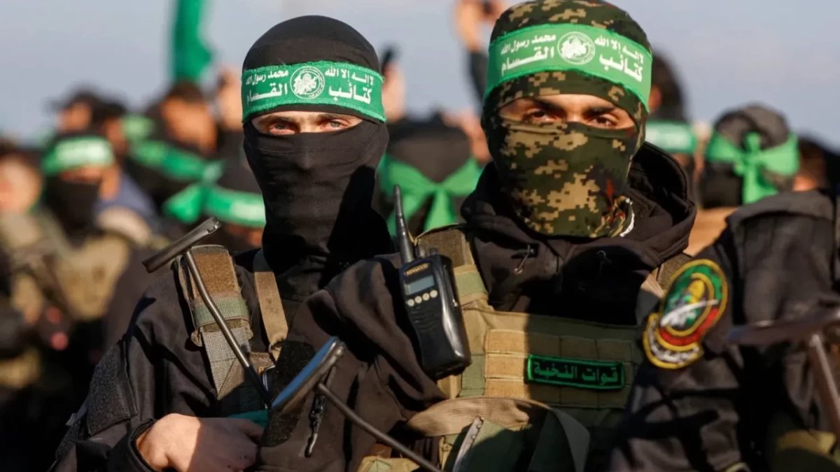Hamas: İsrail’in gözaltı operasyonları panik ve kargaşayı gösteriyor