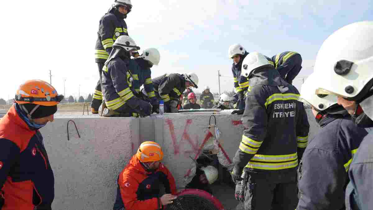 Büyükşehir İtfaiyesinden 2025’in ilk 9 ayında yoğun mesai