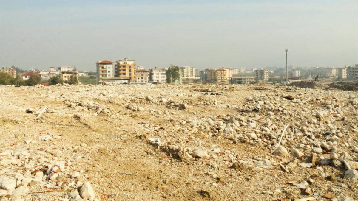 Atilla Eren Apartmanı davasında 3 sanığa tahliye kararı: 219 kişinin yaşamını yitirdi