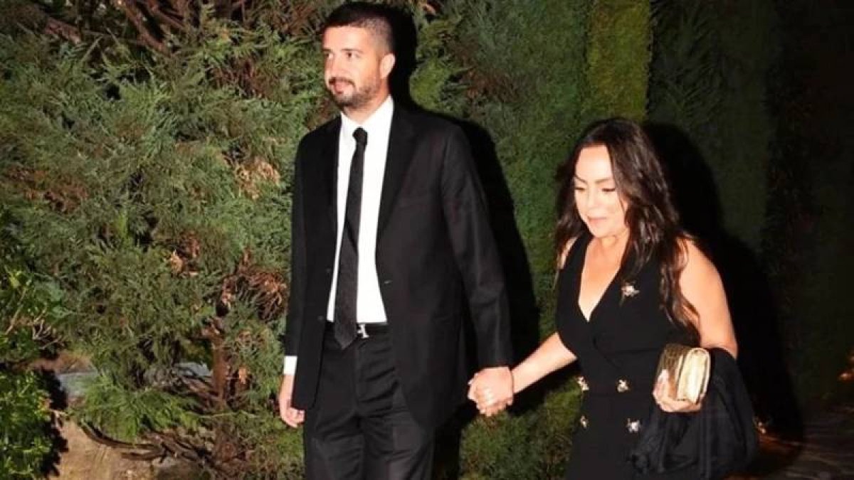 19 aylık evlilik tek celsede bitti: Ebru Gündeş ile Murat Özdemir boşandı