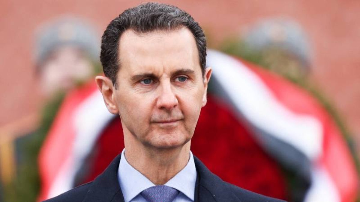 Esad hakkında gıyabî tutuklama kararı