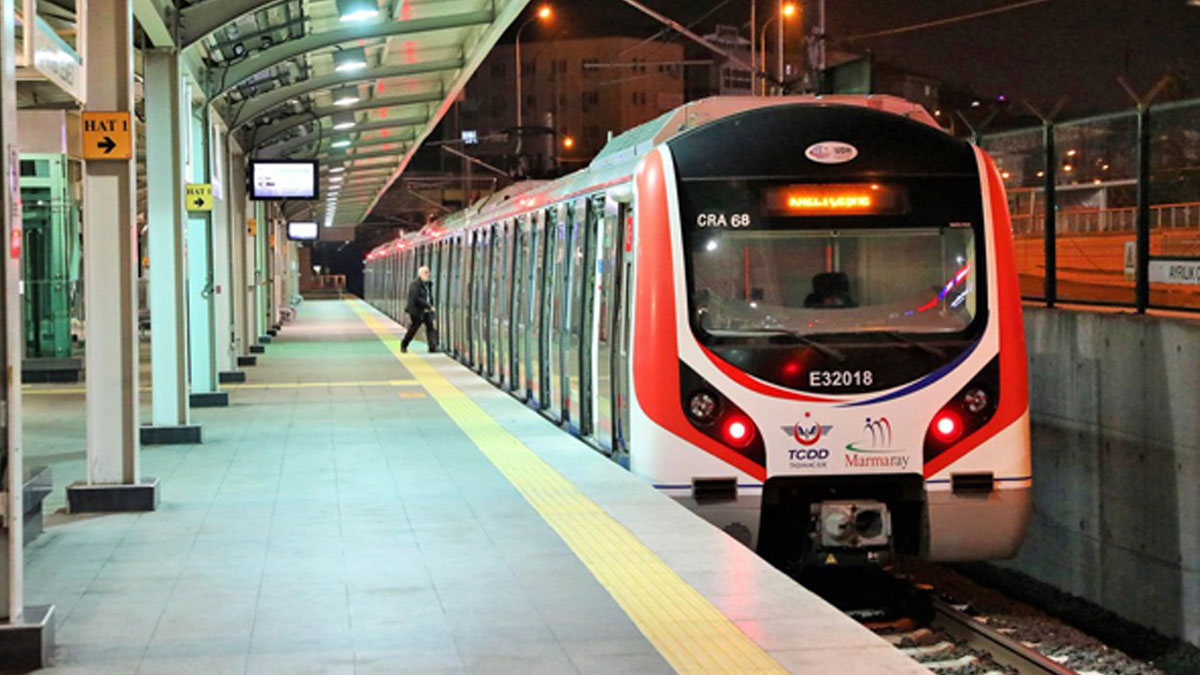 Marmaray'da bir kişi daha intihar etti