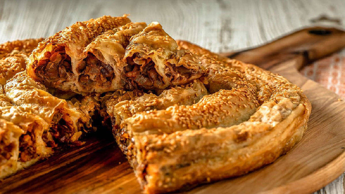 İçinde kıyma yok ama kıyma tadı veriyor! Kimse içindekini anlamayacak