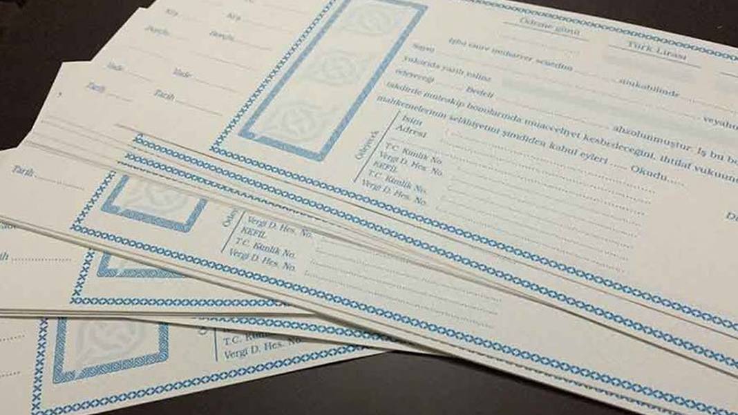 El yazması senetler arşive kalkıyor: Artık karekodlu ve filigranlı olacaklar