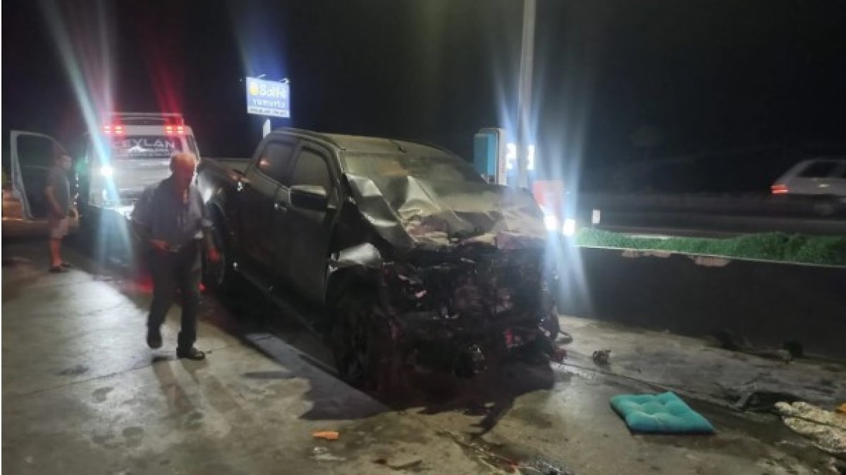 Manisa Salihli Karayolunda korkunç kaza: Otomobil ve pikap çarpıştı! 5 ölü 6 yaralı