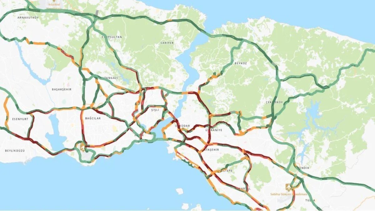 İstanbul'da trafik yoğunluğu yüzde 81