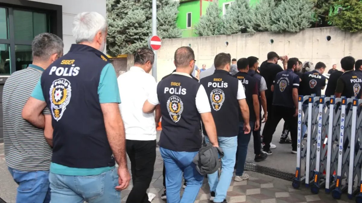 18 ilde dolandırıcılık operasyonu: 41 kişi tutuklandı